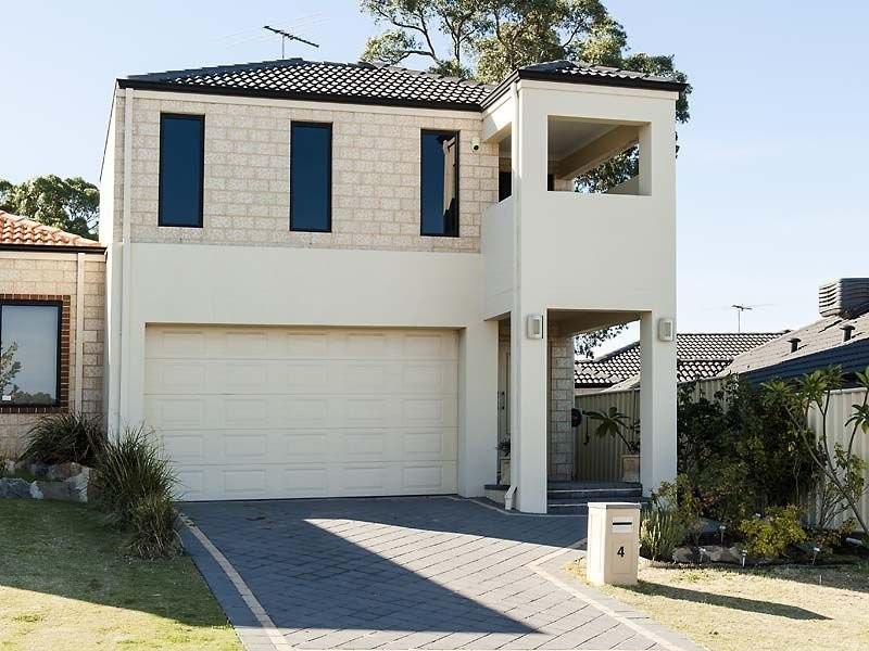 4 Traminer Way, Pearsall WA 6065