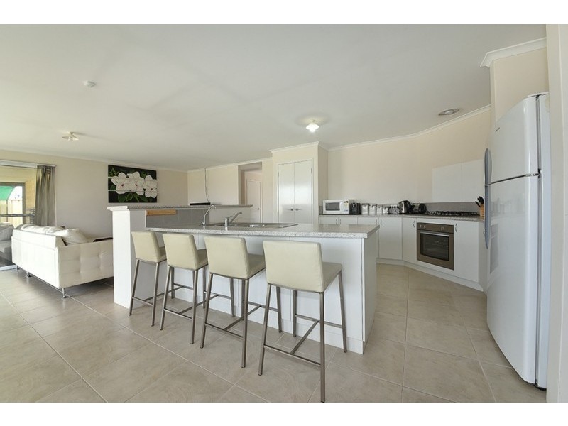 38 Tussock Elbow, Banksia Grove WA 6031