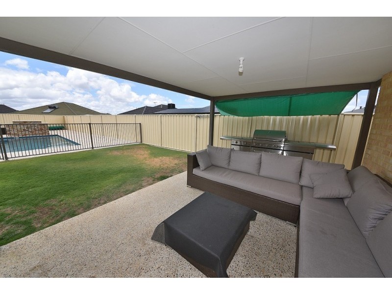 38 Tussock Elbow, Banksia Grove WA 6031