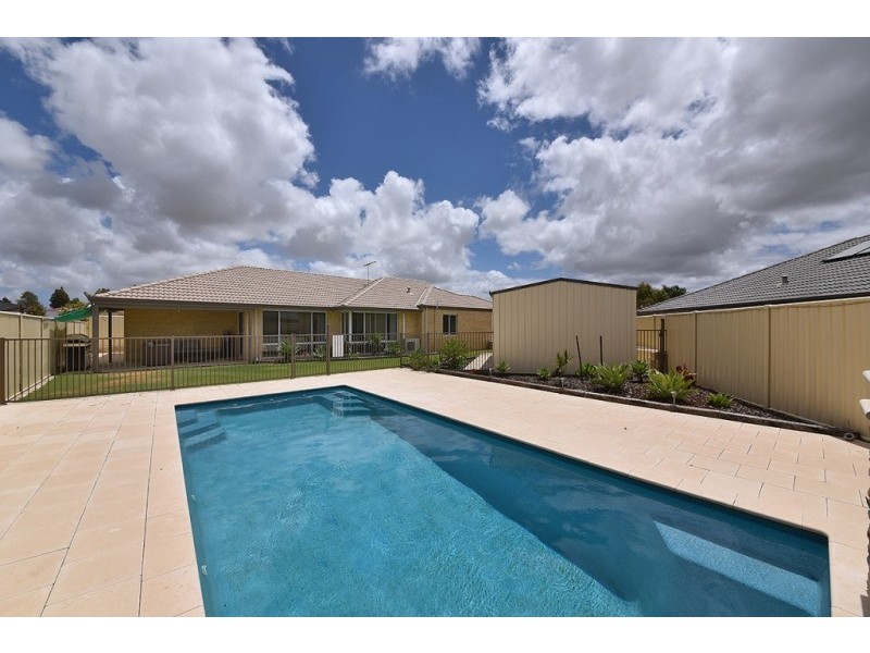 38 Tussock Elbow, Banksia Grove WA 6031