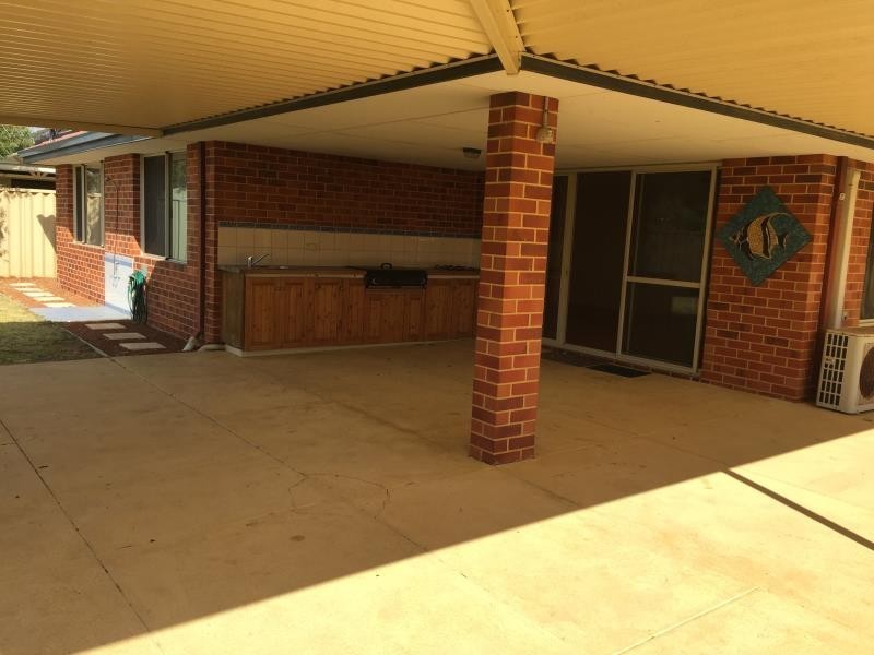 40 Marchwood, Butler WA 6036