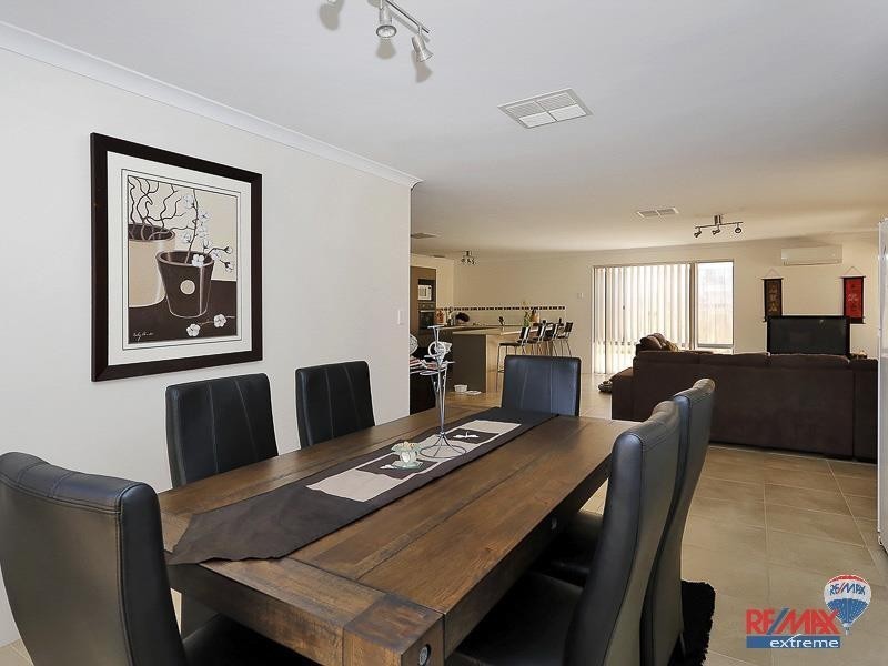 6 Flax Road, Yanchep WA 6035