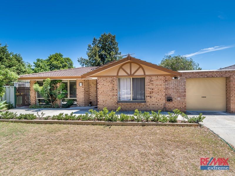 20 Woolerong Walk, Marangaroo WA 6064