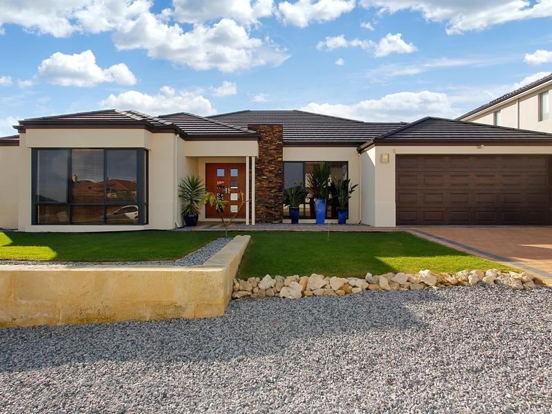 22 St Lucia Road, Iluka WA 6028