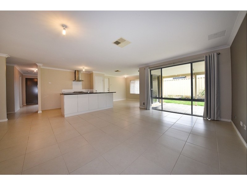 8 Cudjoe Way, Butler WA 6036