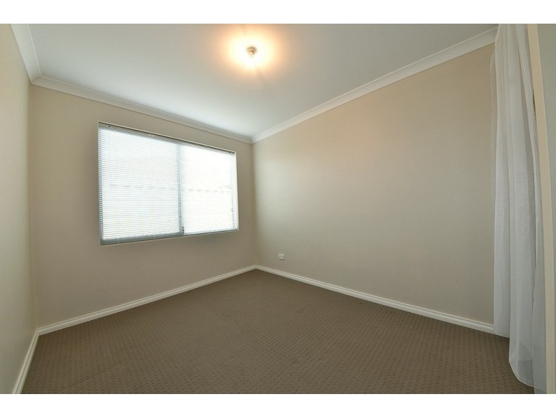 8 Cudjoe Way, Butler WA 6036