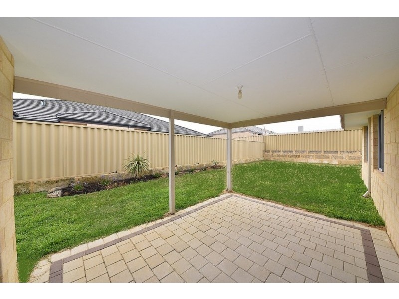 8 Cudjoe Way, Butler WA 6036