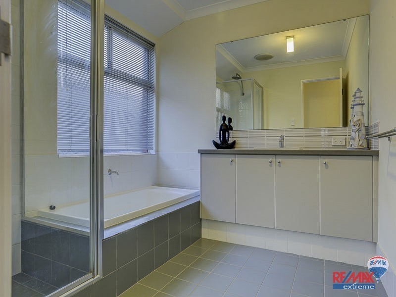 8 Sanmaria Way, Alkimos WA 6038