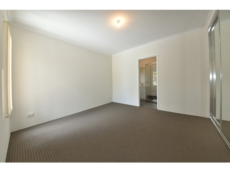 4B Garrick Way, Balga WA 6061