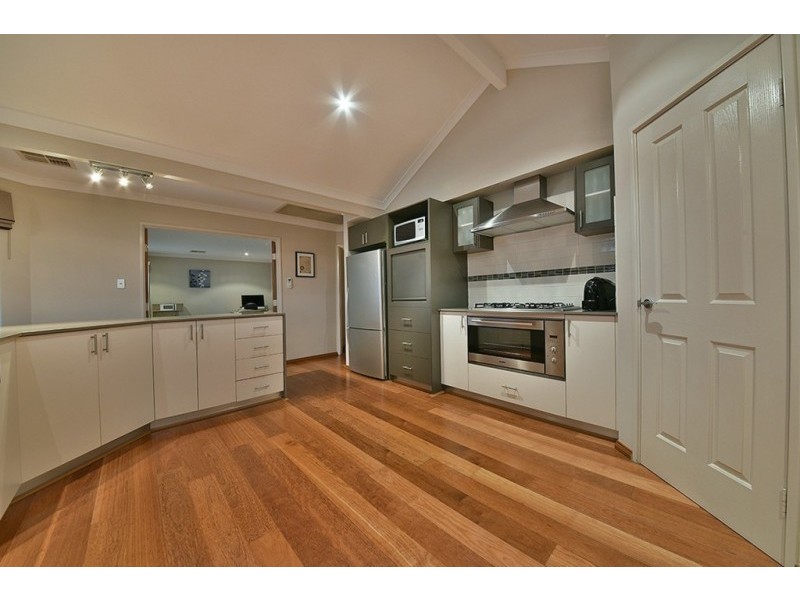 5 Ferrari Approach, Ashby WA 6065