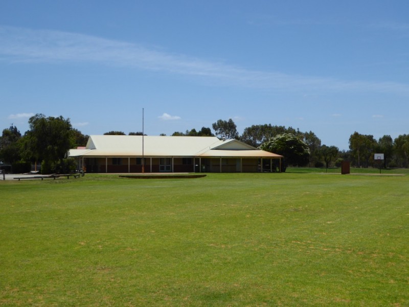 416 Rowley Road, Wandi WA 6167