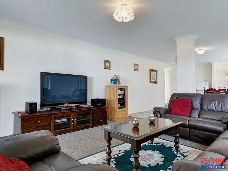 22 Nambi Parkway, Banksia Grove WA 6031