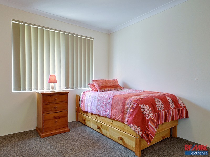 22 Nambi Parkway, Banksia Grove WA 6031