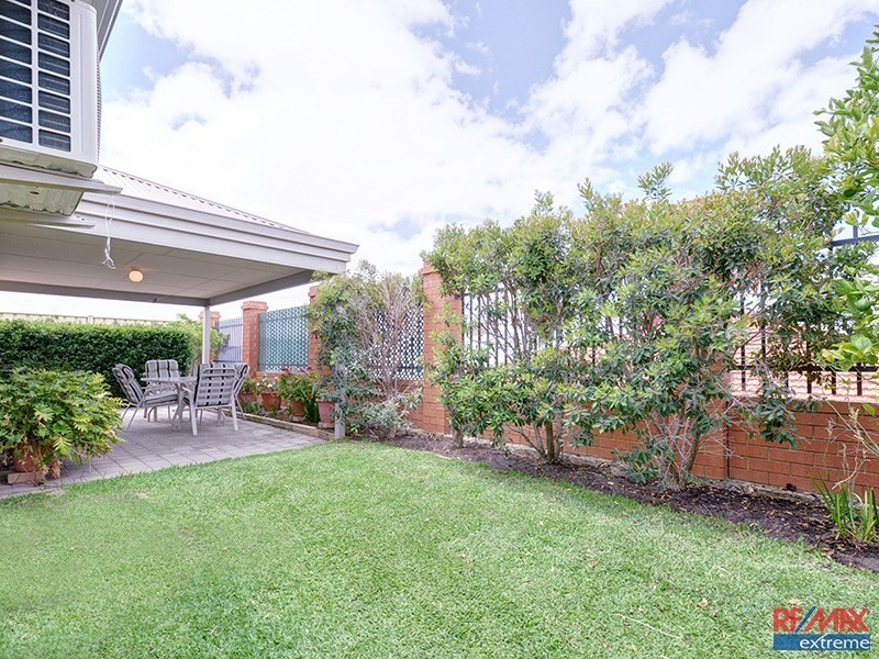 22 Nambi Parkway, Banksia Grove WA 6031