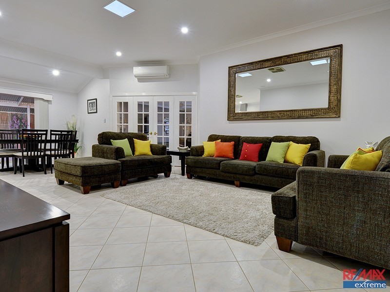 200 Delgado Parade, Iluka WA 6028