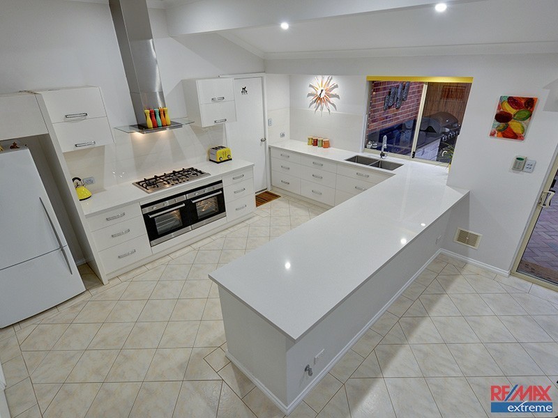 200 Delgado Parade, Iluka WA 6028