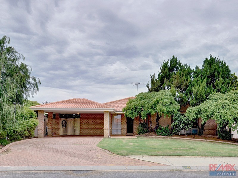 48 Selkirk Drive, Kinross WA 6028