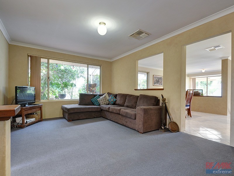 48 Selkirk Drive, Kinross WA 6028