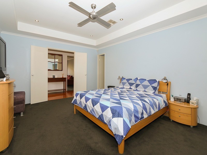 22 Ammanford Crescent, Butler WA 6036