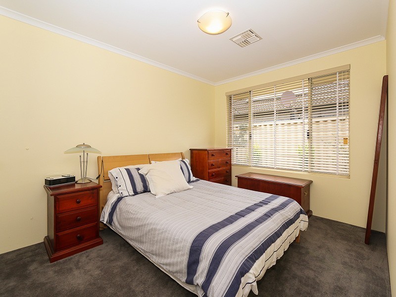 22 Ammanford Crescent, Butler WA 6036