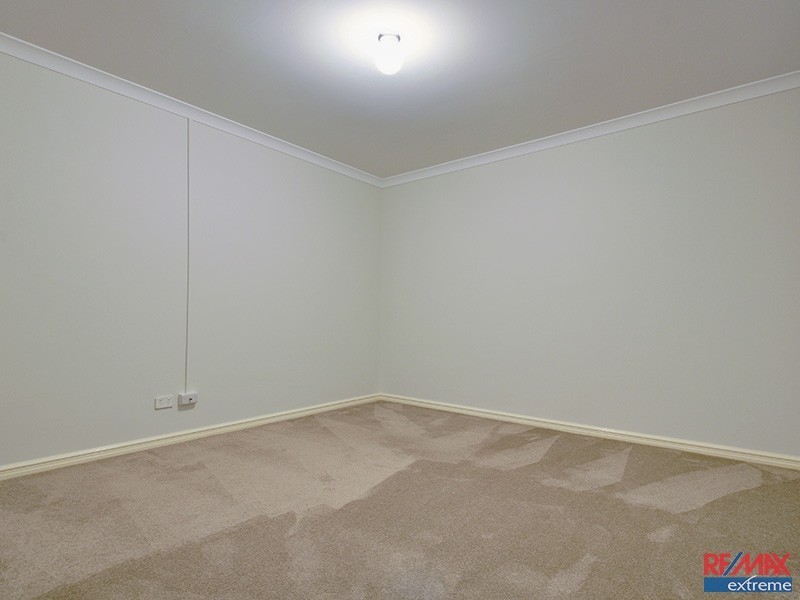 5 Indiana Way, Hocking WA 6065