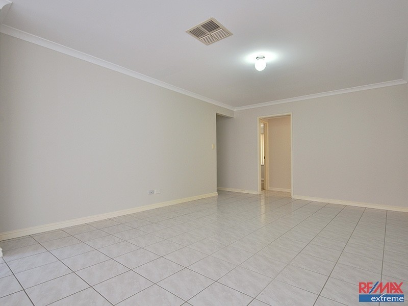 5 Indiana Way, Hocking WA 6065