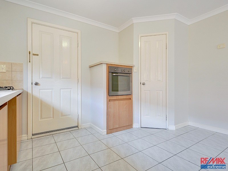 5 Indiana Way, Hocking WA 6065