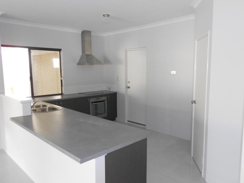 5 Myrlea Trail, Alkimos WA 6038