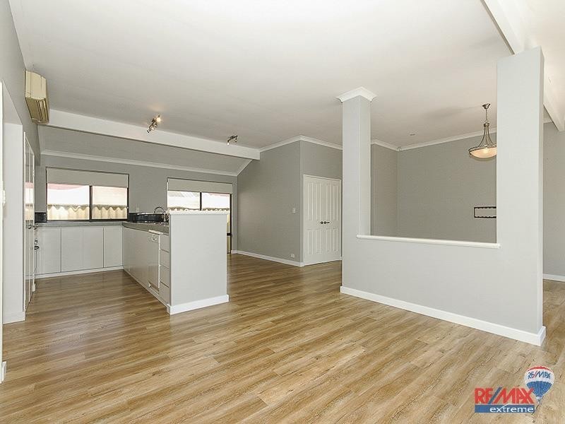 462 Shenton Avenue, Iluka WA 6028