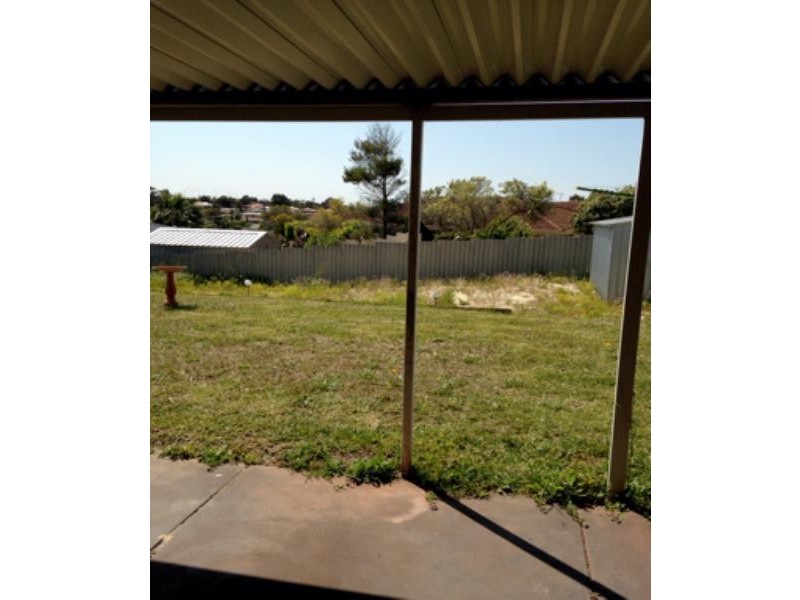 5 Roamer Street, Heathridge WA 6027