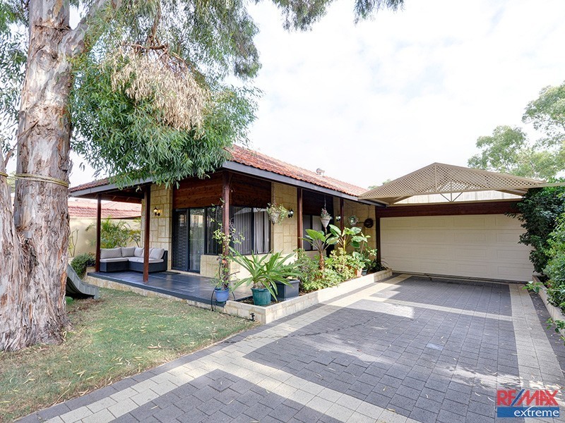 127 Pascoe Street, Karrinyup WA 6018