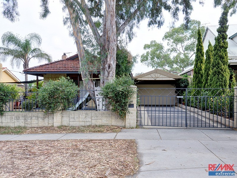 127 Pascoe Street, Karrinyup WA 6018