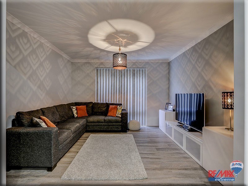 8 Minoan Way, Alkimos WA 6038