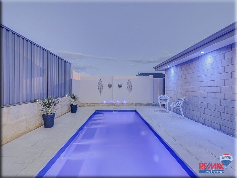 8 Minoan Way, Alkimos WA 6038