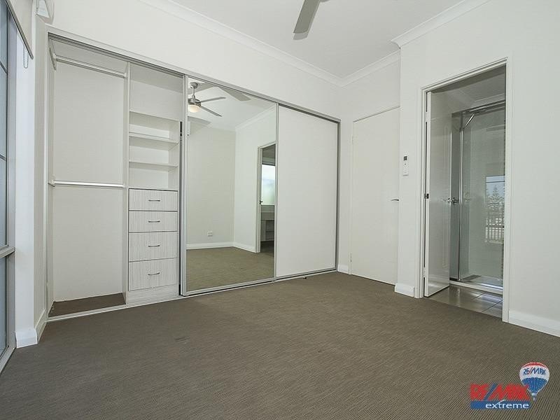 25/2 Royston Link, Butler WA 6036