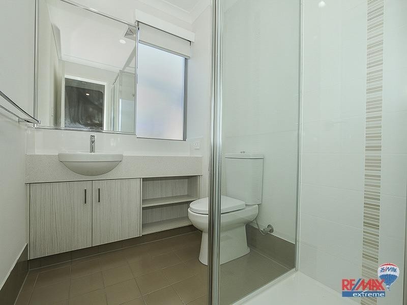 25/2 Royston Link, Butler WA 6036