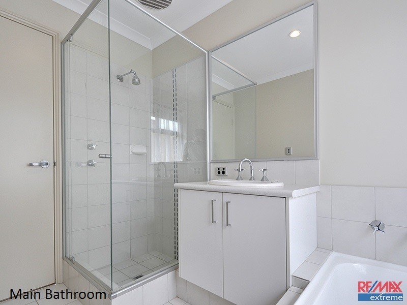 20/15 Crosthwait Circle, Tapping WA 6065