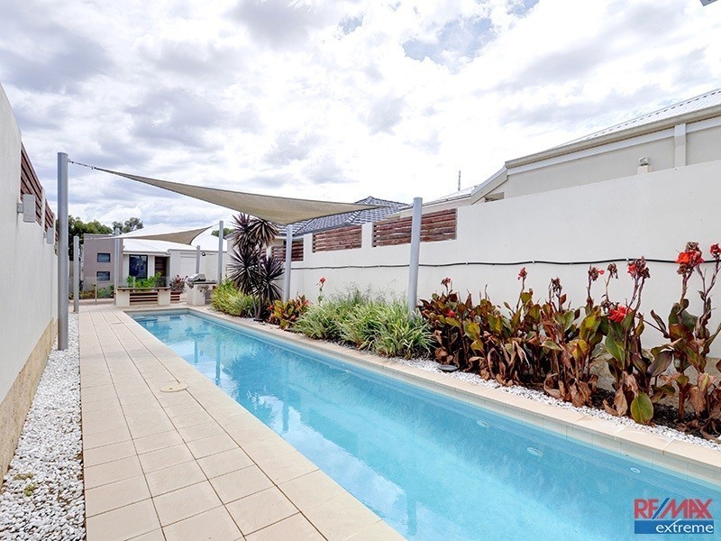 20/15 Crosthwait Circle, Tapping WA 6065