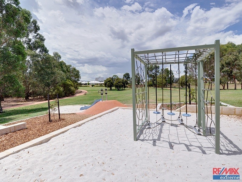 20/15 Crosthwait Circle, Tapping WA 6065