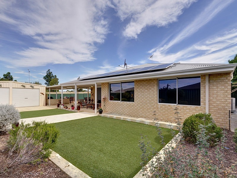 9 Witchetty Loop, Banksia Grove WA 6031