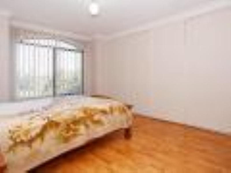 17 Tollesbury, Butler WA 6036