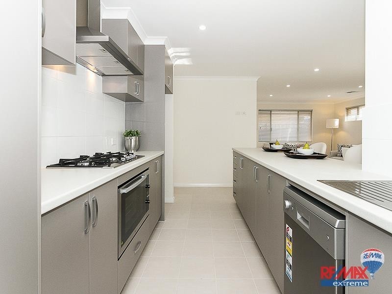 2/50 Toledo Drive, Hocking WA 6065