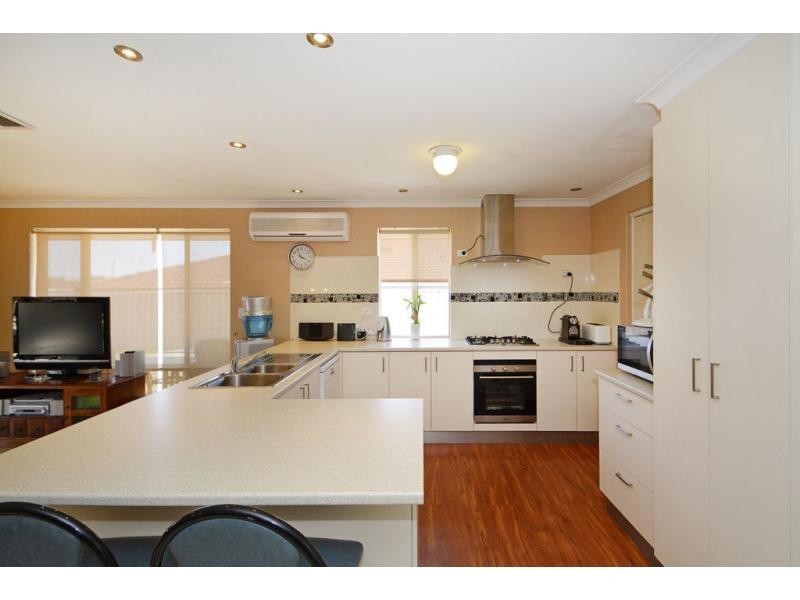 43 Crabtree Street, Alexander Heights WA 6064