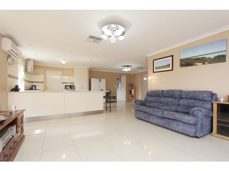 43 Crabtree Street, Alexander Heights WA 6064