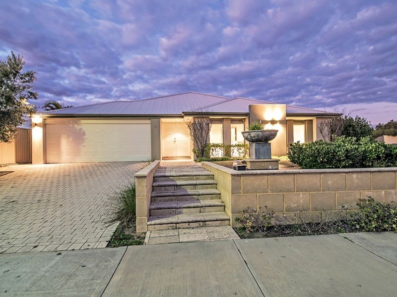 2 Impington Road, Butler WA 6036