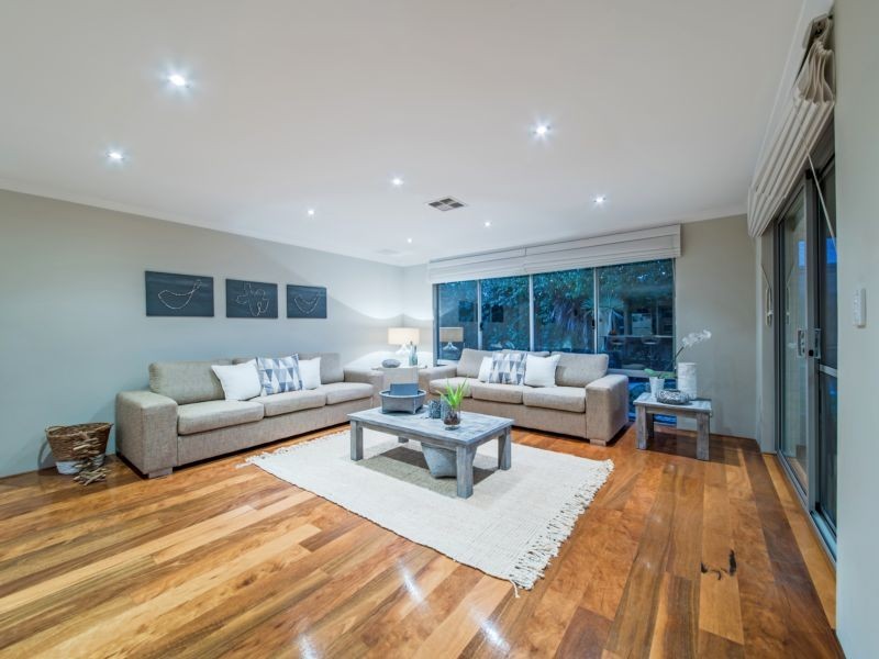 2 Impington Road, Butler WA 6036