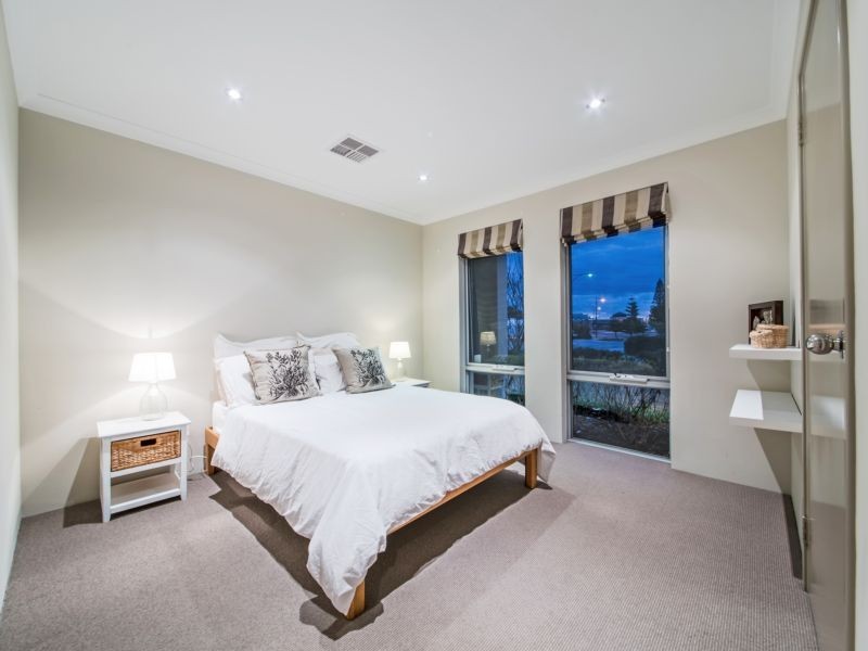 2 Impington Road, Butler WA 6036