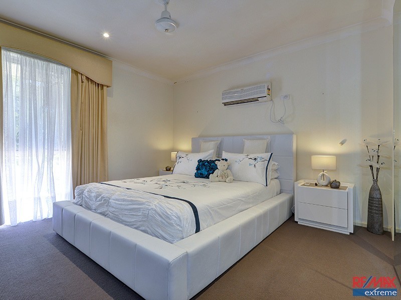 8 Waidup Street, Wanneroo WA 6065