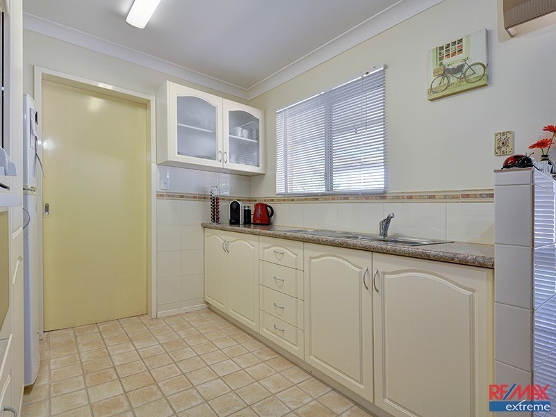 8 Waidup Street, Wanneroo WA 6065