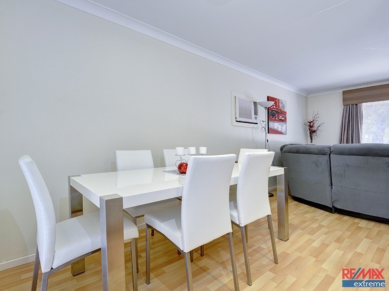 8 Waidup Street, Wanneroo WA 6065